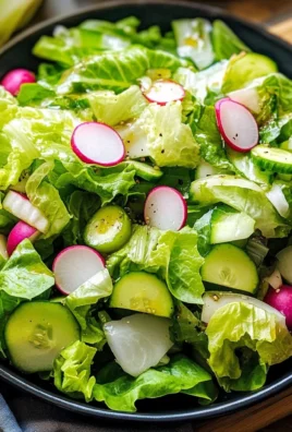 Simple Green Salad and Vinaigrette dressing