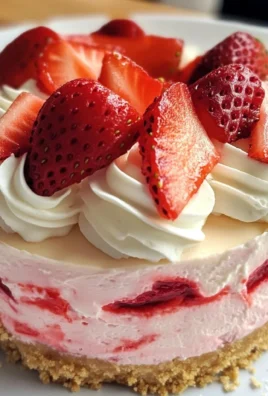 No Bake Strawberry Cheesecake