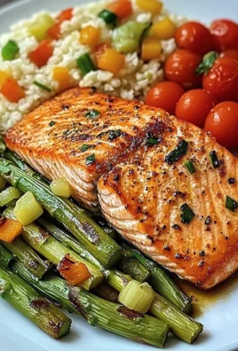 Seared Salmon with Asparagus, Cherry Tomatoes & Cauliflower Rice