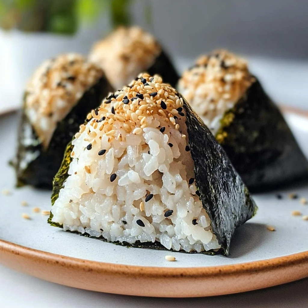 15-min. Easy Japanese Tuna Onigiri