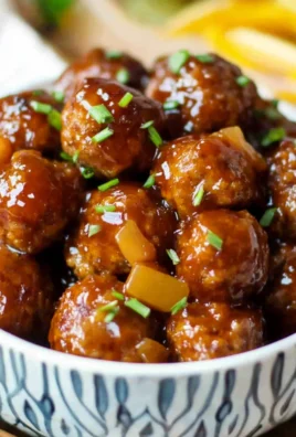 Crock Pot Hawaiian Meatballs