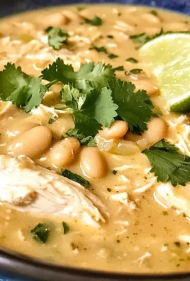 Crockpot Creamy White Chicken Chili