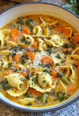 One Pot Vegetable Tortellini Soup
