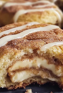 Cinnamon Roll Cheesecake Cookies