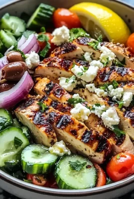 Low-Carb Greek Chicken Bowl