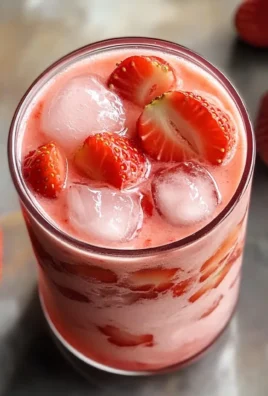 Simple Strawberry Agua Fresca - Alrightwithme